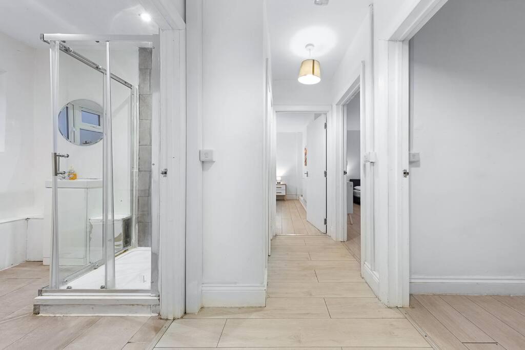Near Kings Cross Sleep 12 Sp7 Apartament
