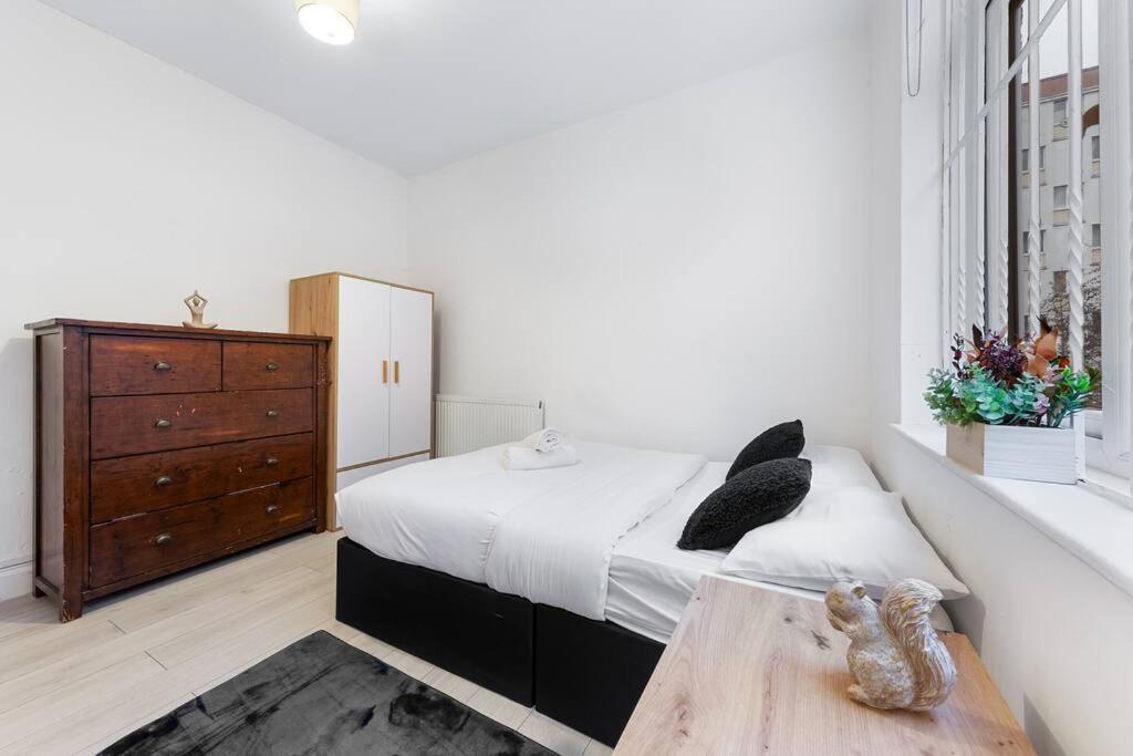 Near Kings Cross Sleep 12 Sp7 Apartament