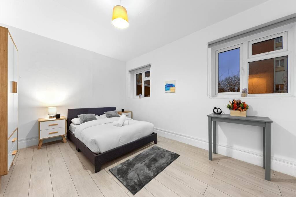 Apartament Near Kings Cross Sleep 12 Sp7 Londra