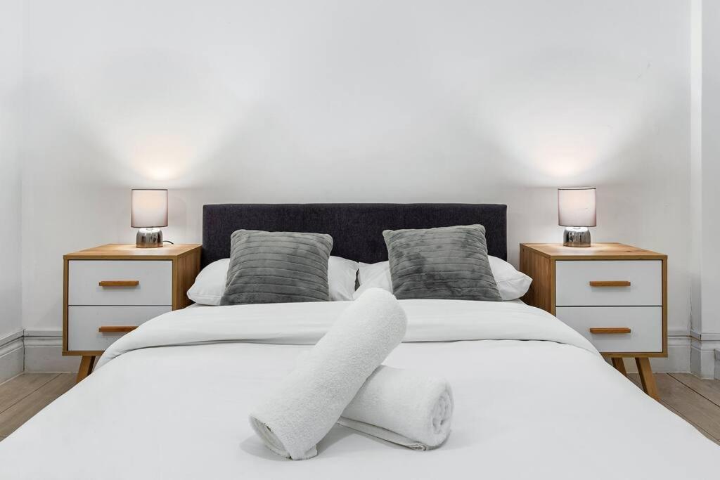 Near Kings Cross Sleep 12 Sp7 * Londra