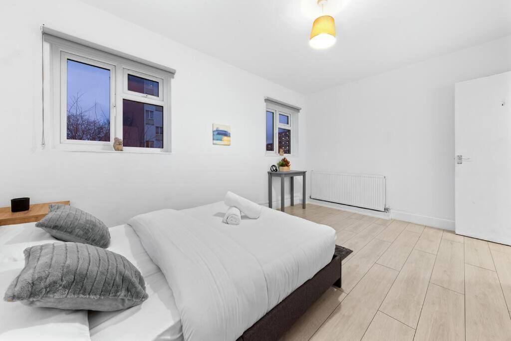 Near Kings Cross Sleep 12 Sp7 Apartament Londra