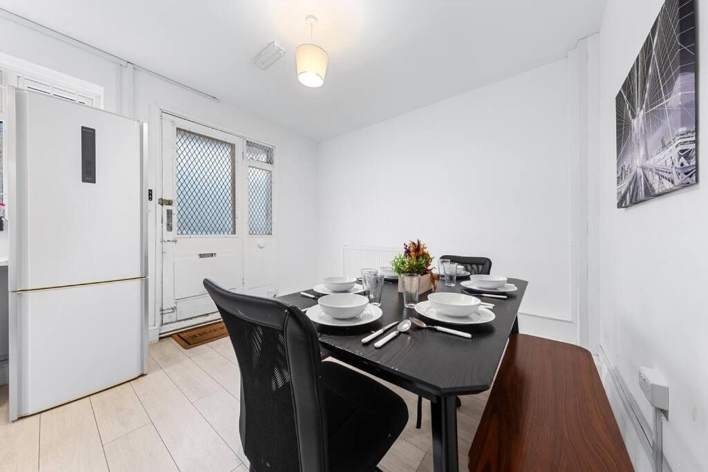 Near Kings Cross Sleep 12 Sp7 Londra