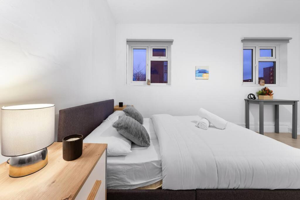 Near Kings Cross Sleep 12 Sp7 Apartament