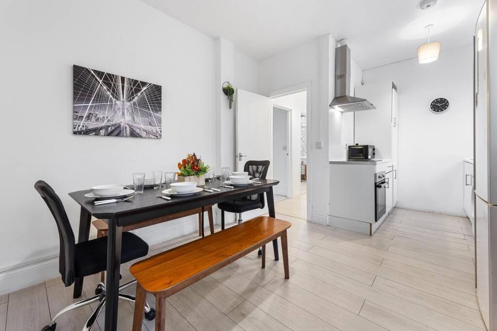 Near Kings Cross Sleep 12 Sp7 Londra